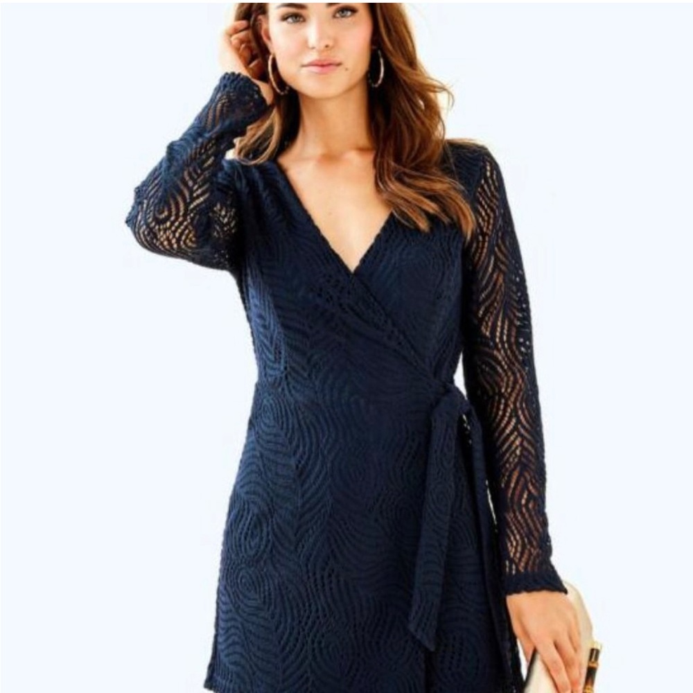 Lilly Pulitzer tiki wrap romper navy blue XXS worn once